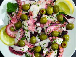 Salade de la mer à l'huile